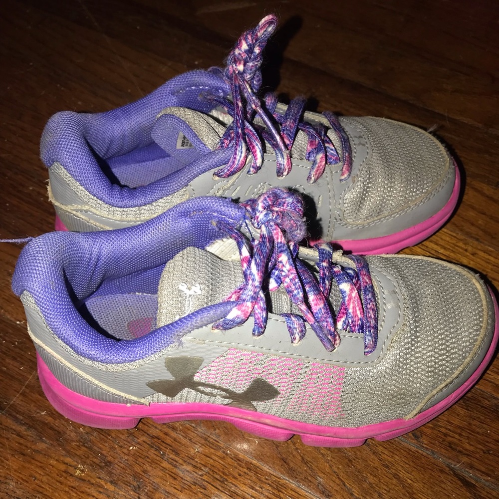 Girl’s size 11 Under Armour shoes